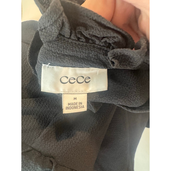 CeCe NWT | Countryside stroll blouse | Black | Size Medium - Picture 6 of 7